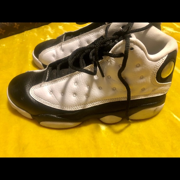 Size 3y Retro Jordan’s hardly worn! GAMES - Picture 2 of 5